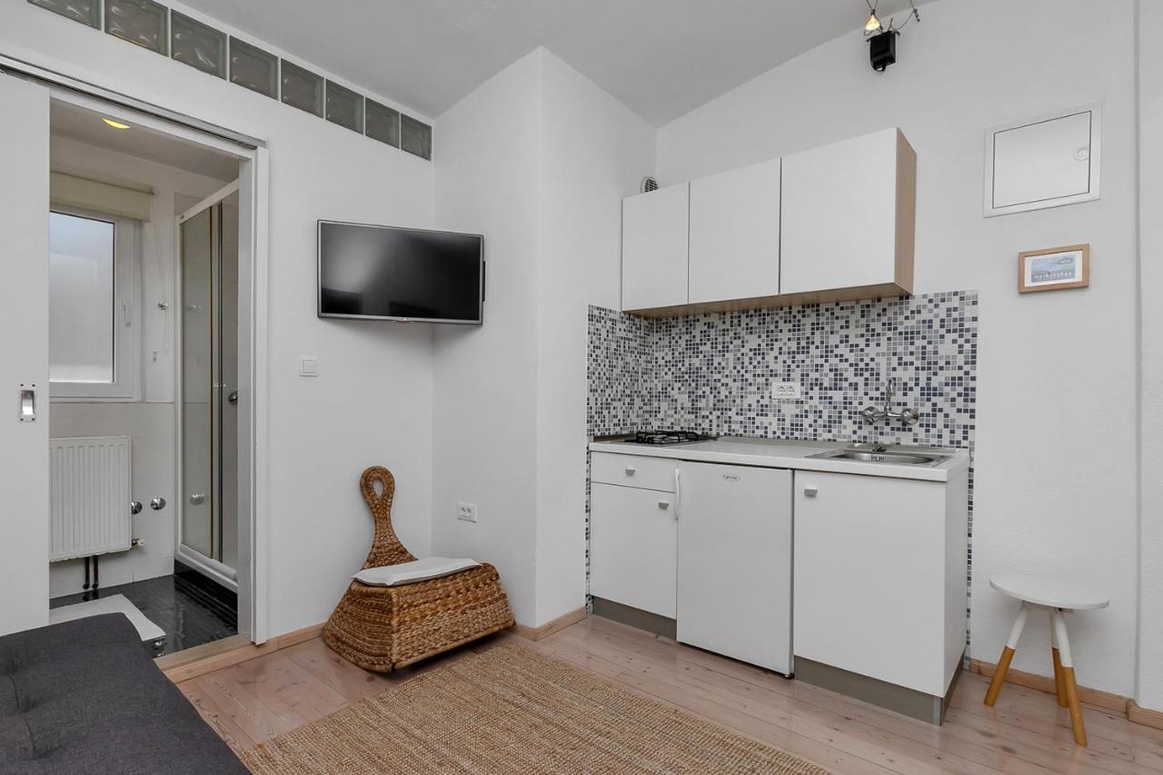 Apartments & Rooms Rica Makarska Luaran gambar